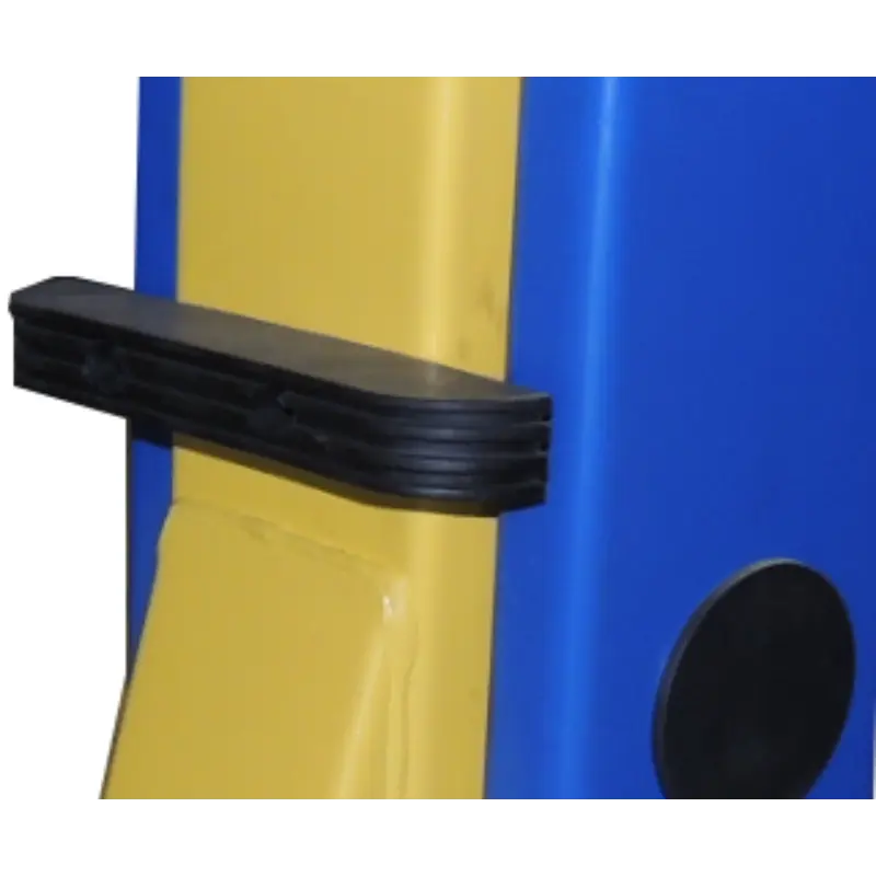 Hy-Pro 9,000 lb clear floor car lift, rubber door gaurd.