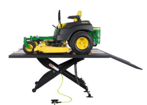 SL-6090 Zero Turn Lawn Mower Lift Table with John Deere