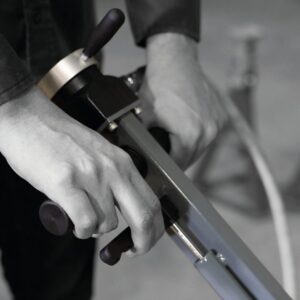 Martins 30 Ton Truck Axle Jack Release Handle